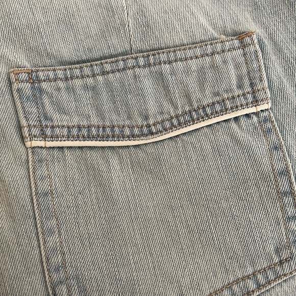 NWOT Urban Outfitters BDG Size 32 Bleach Wash Denim Flare Cropped Jeans - Picture 5 of 5